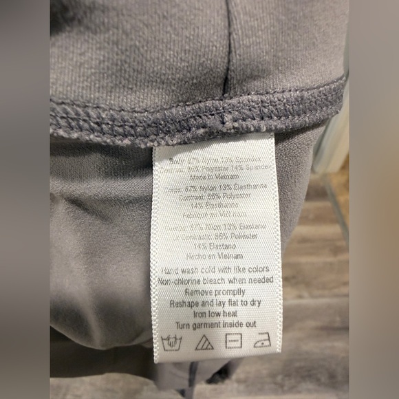 Alo Yoga Moto Leggings High Waist Ribbed Panel Gray-Size Large - Picture 9 of 9